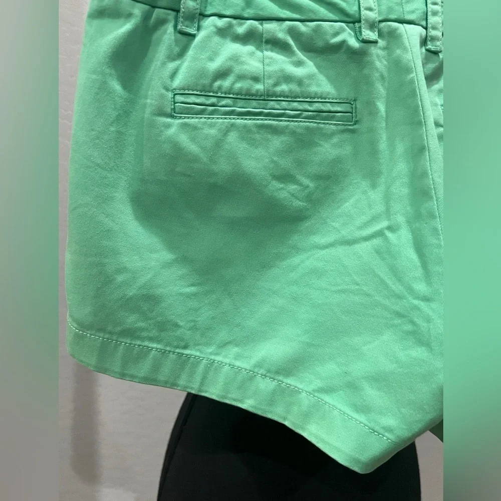 J Crew Size 8 Chino green cotton shorts